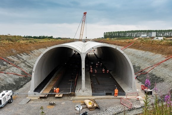 HS2 4