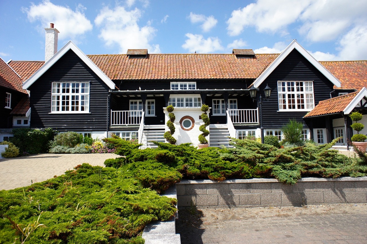 Experiencing Luxury At Its Finest: Finding The Right Country Club