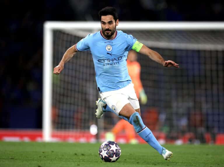 City dedicate training pitch to birthday boy Gundogan