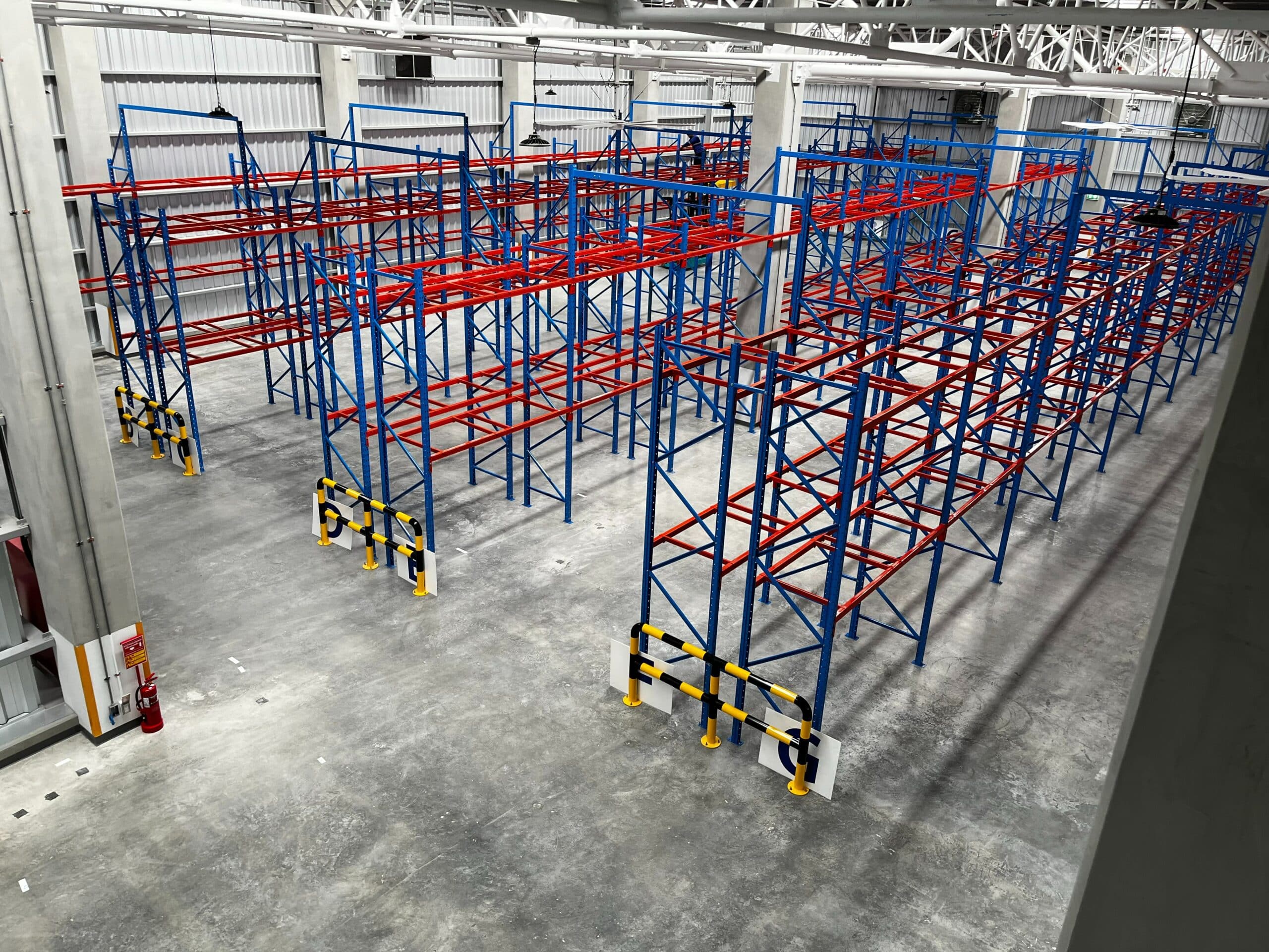 Stand Up Racking System Scaling Up: Racking And Storage Solutions For Growing Businesses ...