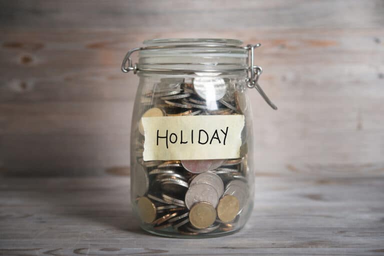Rolled-up holiday pay: What it means for employers