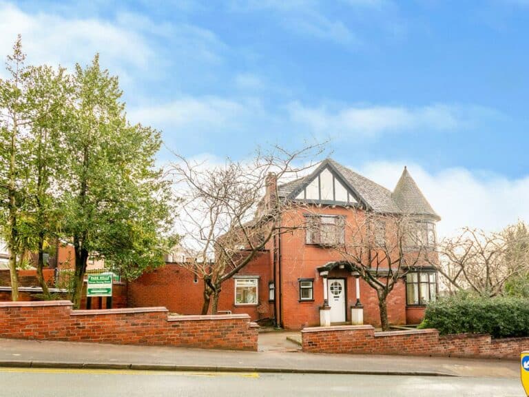 Popular Oldham nursing home sold following 40-year ownership