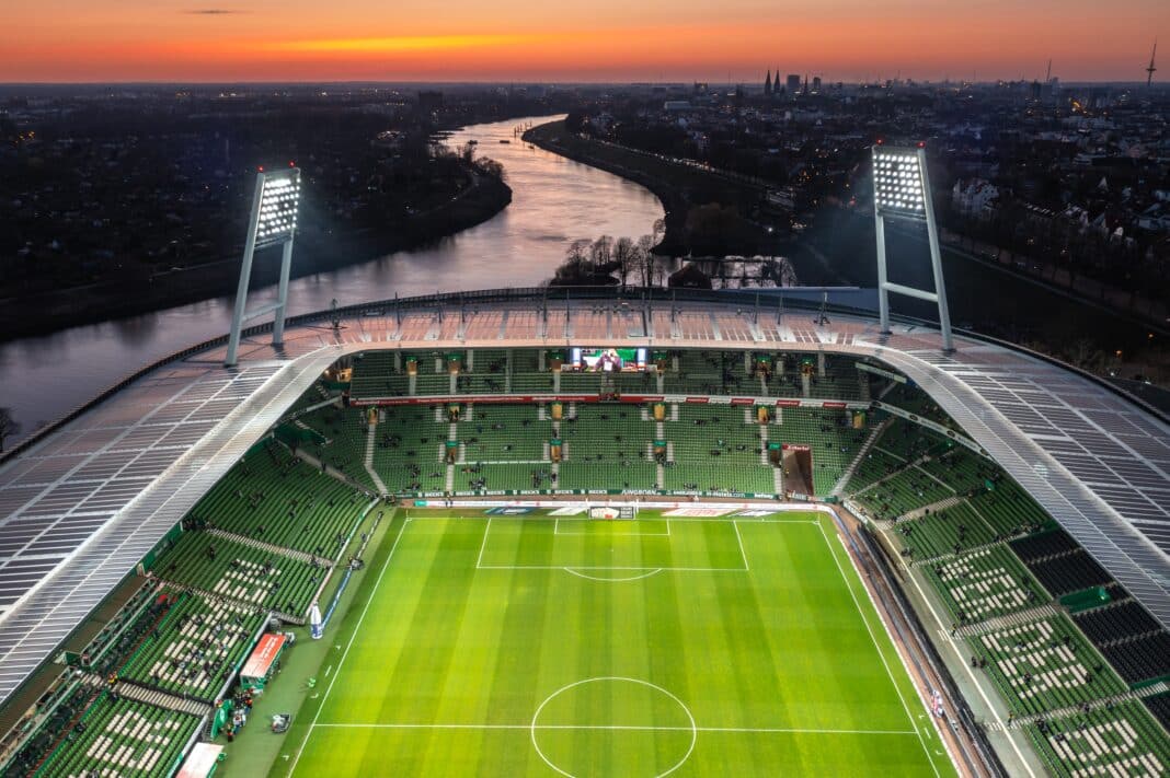 Werder Bremen have agreed to sign Isak Hansen-Aaroen