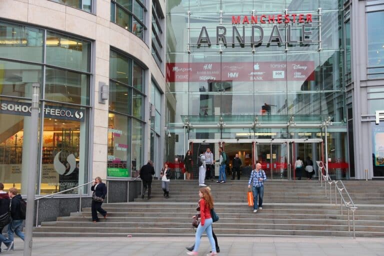 Witnesses asked to come forward following Arndale assault