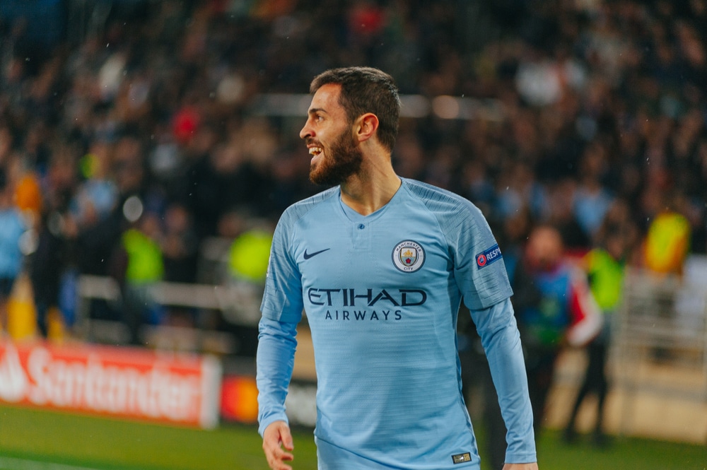 Bernardo Silva playing football for Man City
