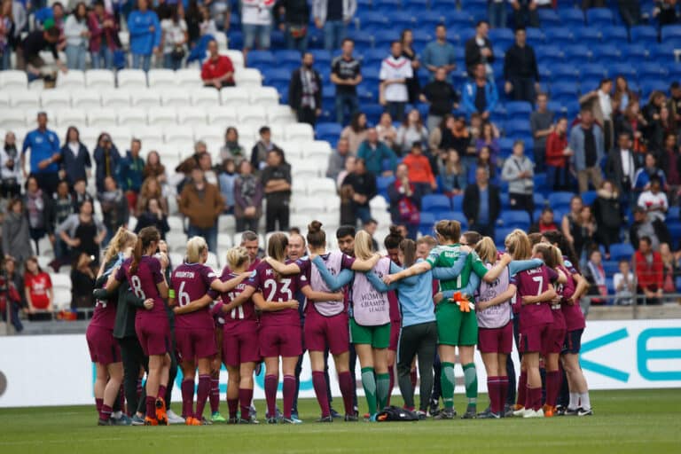 Manchester United land Chelsea in FA Cup semi-finals