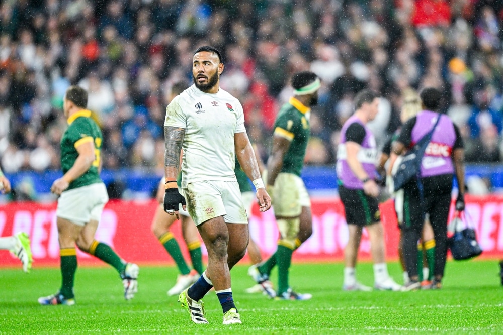 Manu Tuilagi playing rugby for England