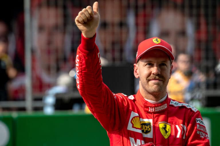 Lewis Hamilton backs Mercedes move for Vettel