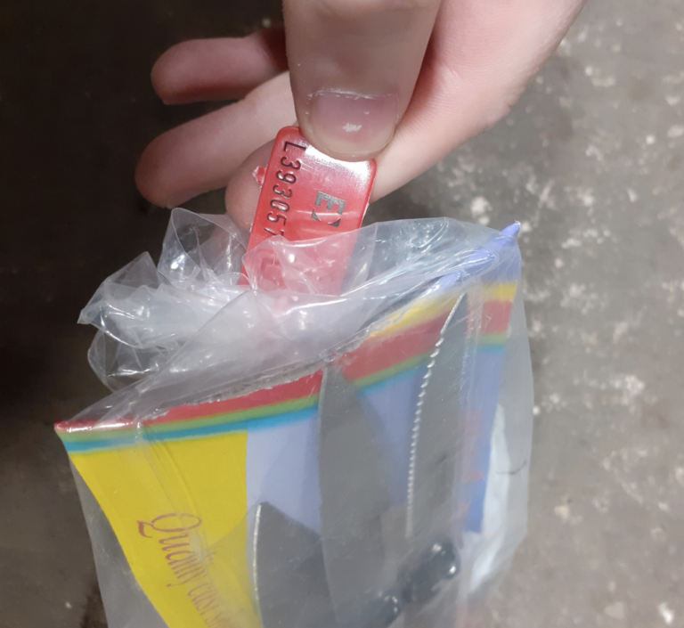 Trader fined for illegal sale of knives to child