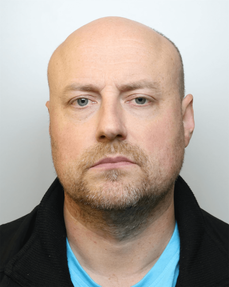 Detective jailed for sexual assault