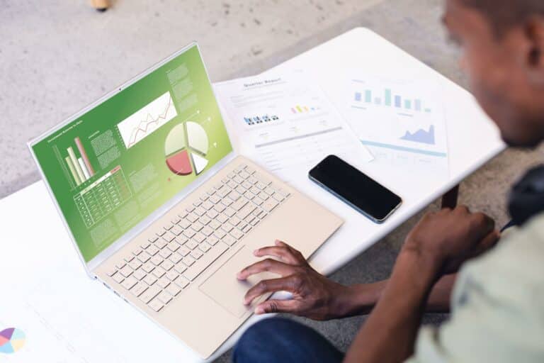 How different indexes reflect the balance between growth and stability