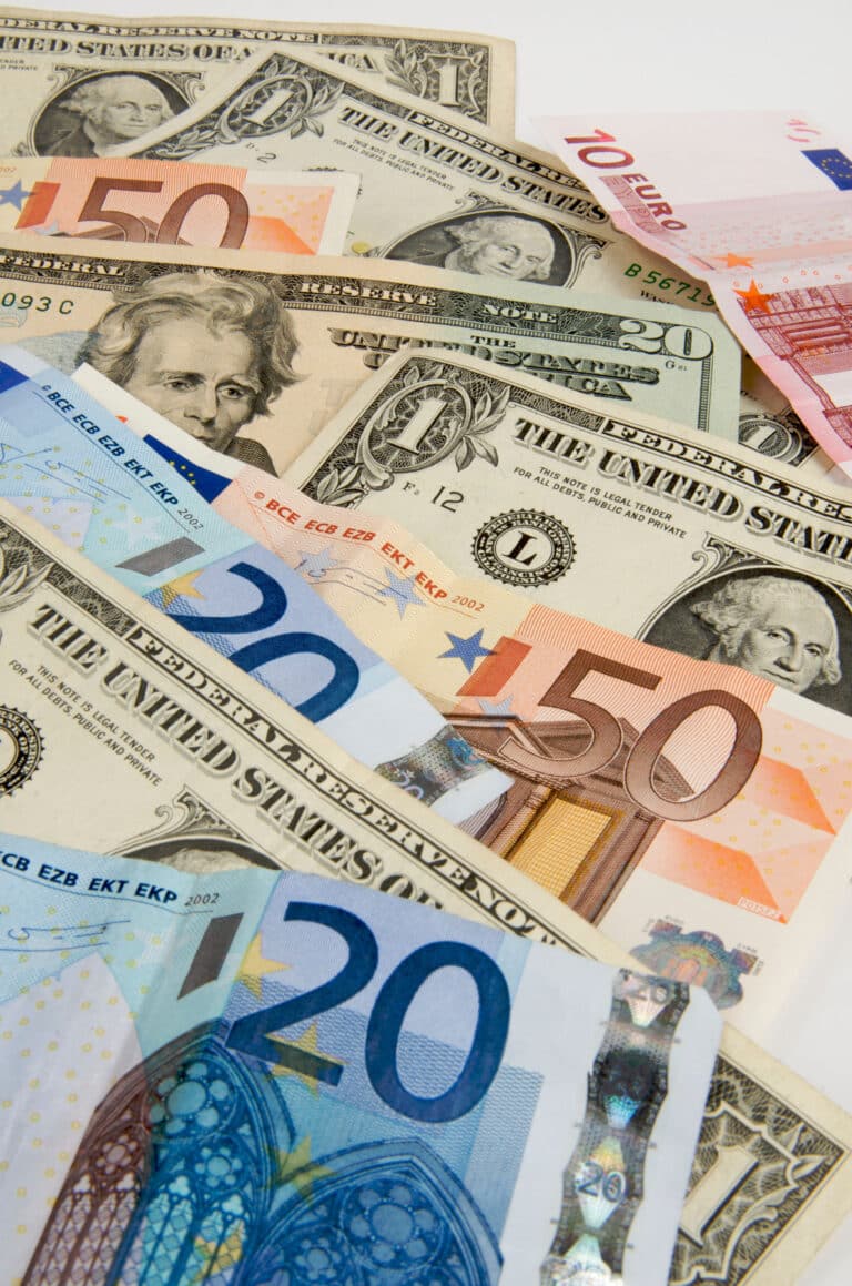 The benefits of accepting multiple currencies in your online store