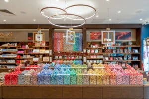 LINDT STORE 2