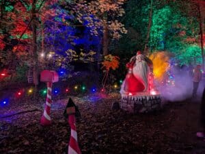 This is Halloween: We review The Nightmare Before Christmas light trail 3 1000026632
